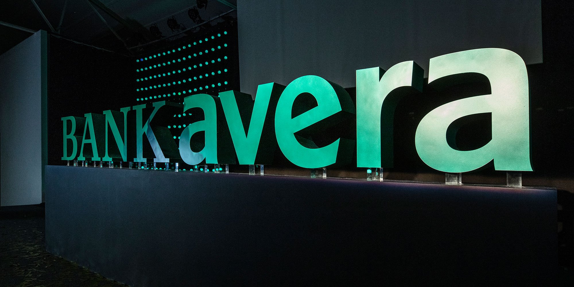 Bank Avera.jpg