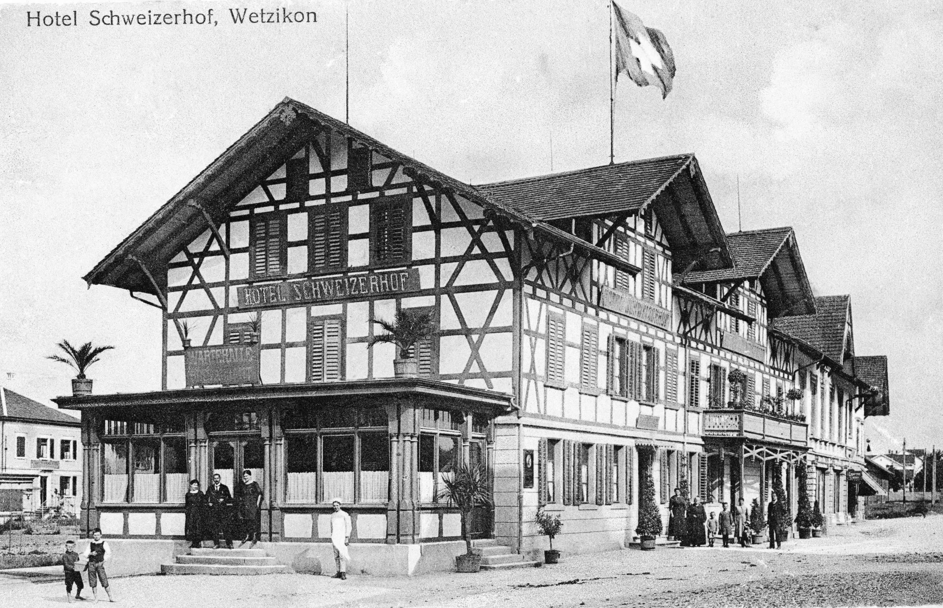 BAV_Hotel-Schweizerhof2.jpg